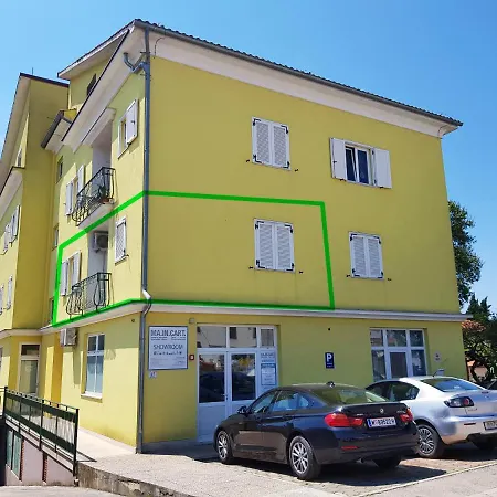 Matika, Terrace 10 Minutes Walk From Center Apartment Rovinj